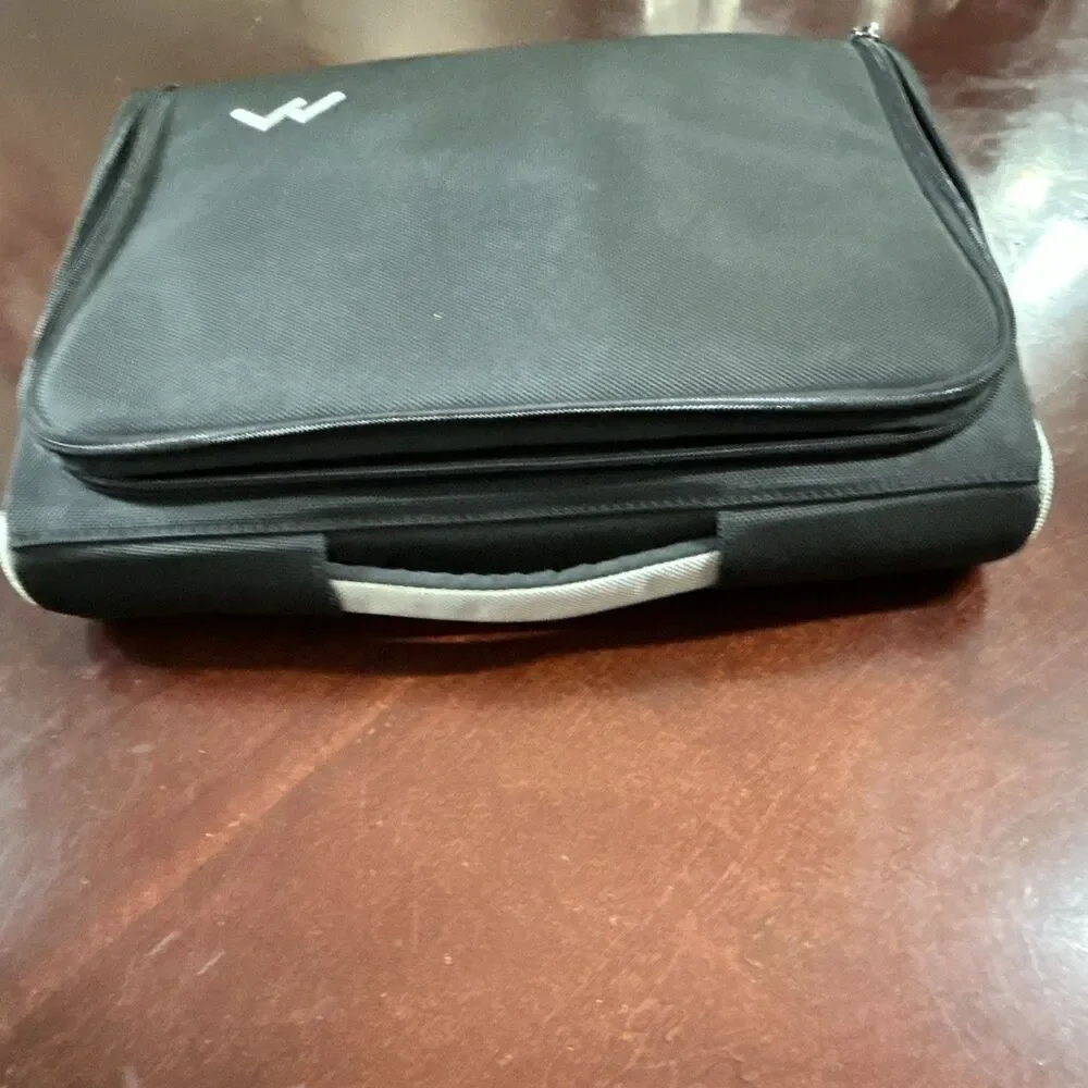 Brenthaven 1310 15in Padded Nylon Laptop Sleeve Case w/ Handle, Black/Gray